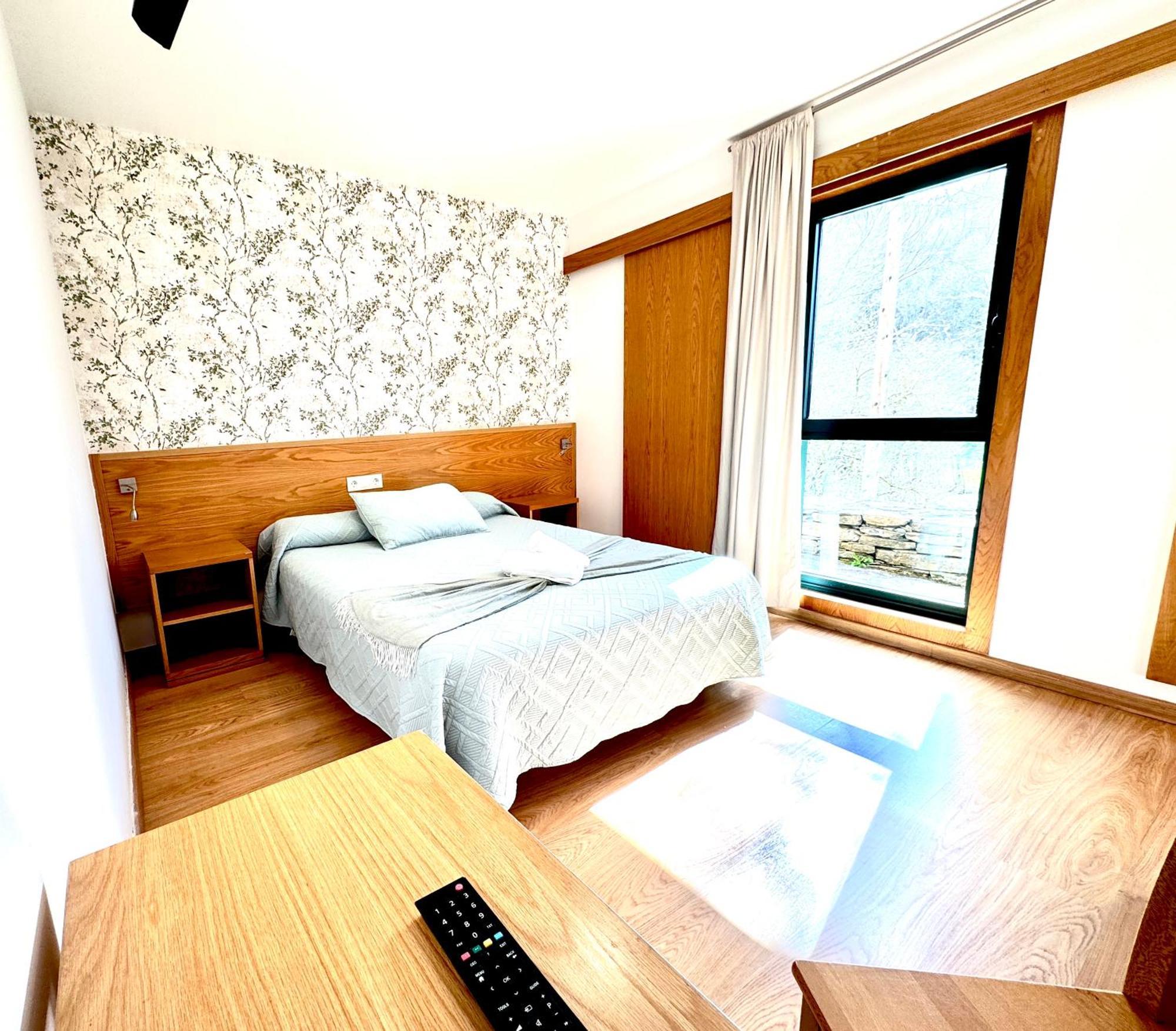 Complexo Xacobeo Hotel Triacastela Luaran gambar