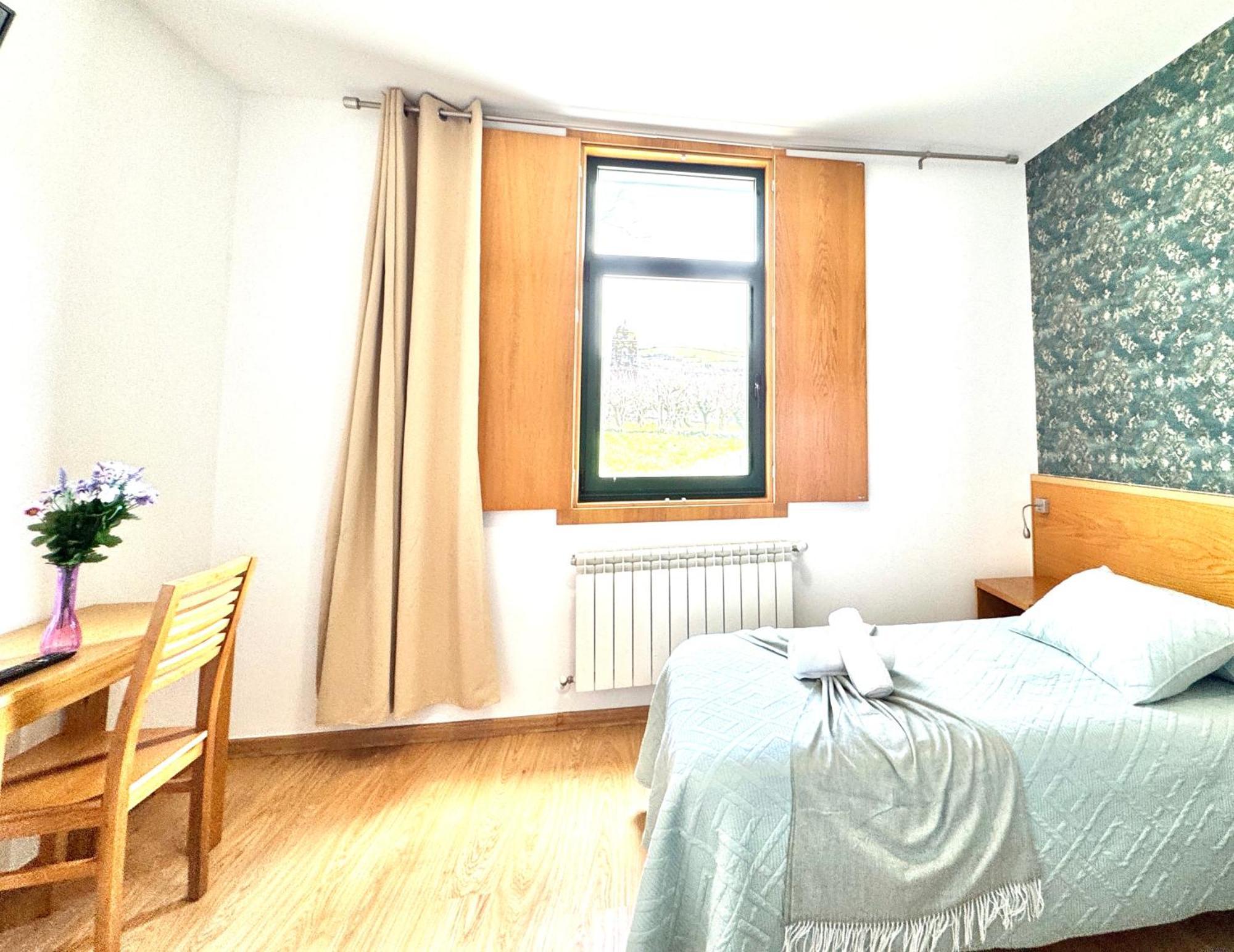 Complexo Xacobeo Hotel Triacastela Luaran gambar