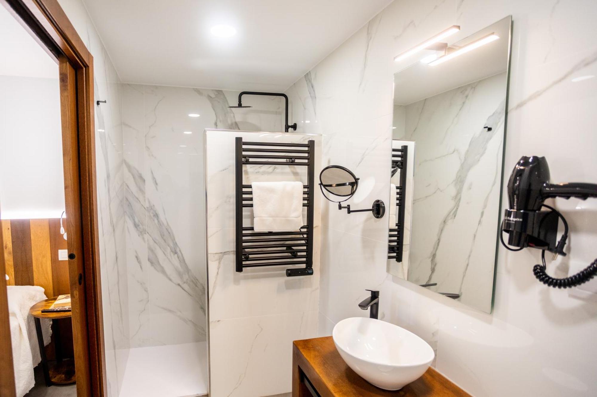 Complexo Xacobeo Hotel Triacastela Luaran gambar