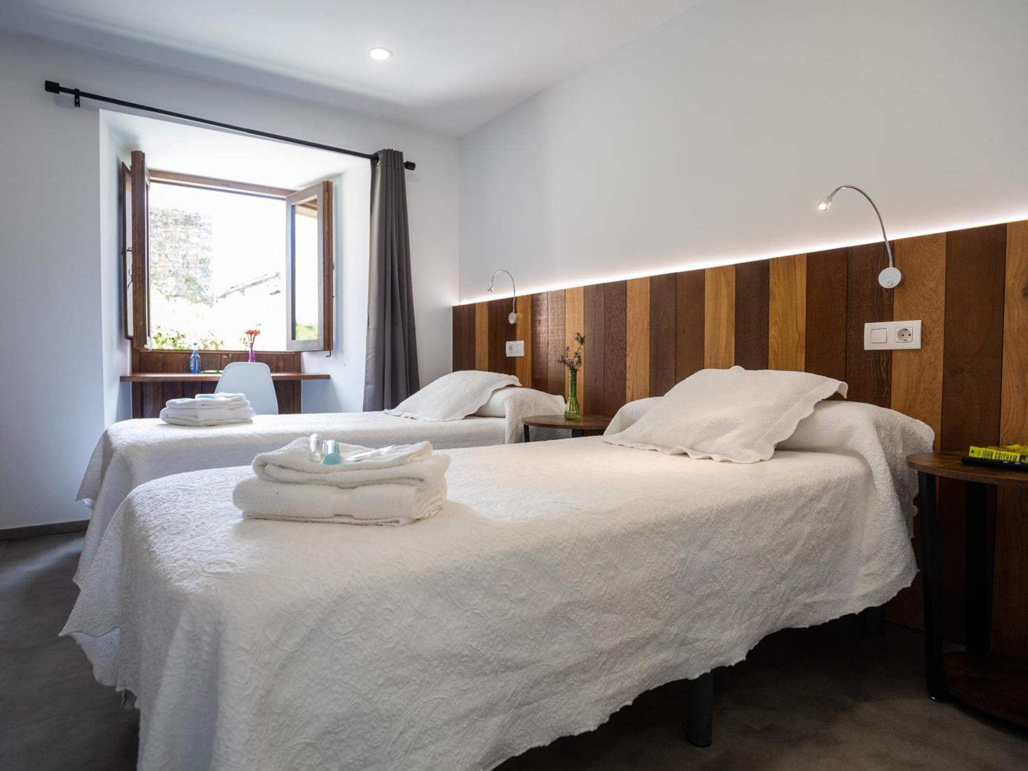 Complexo Xacobeo Hotel Triacastela Luaran gambar