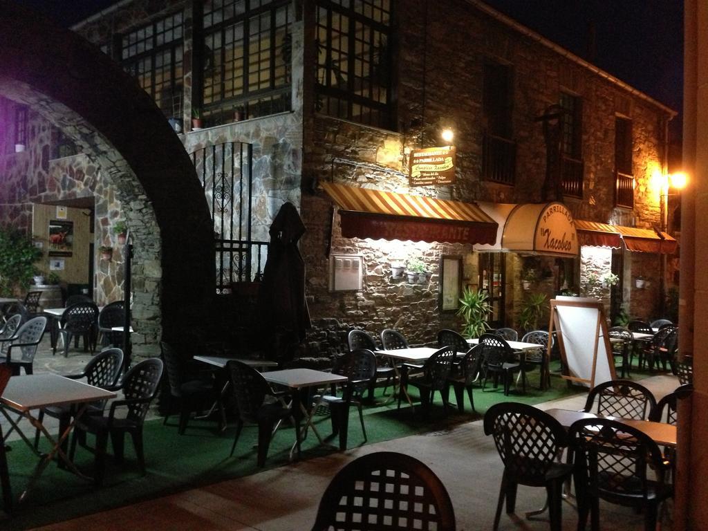 Complexo Xacobeo Hotel Triacastela Luaran gambar